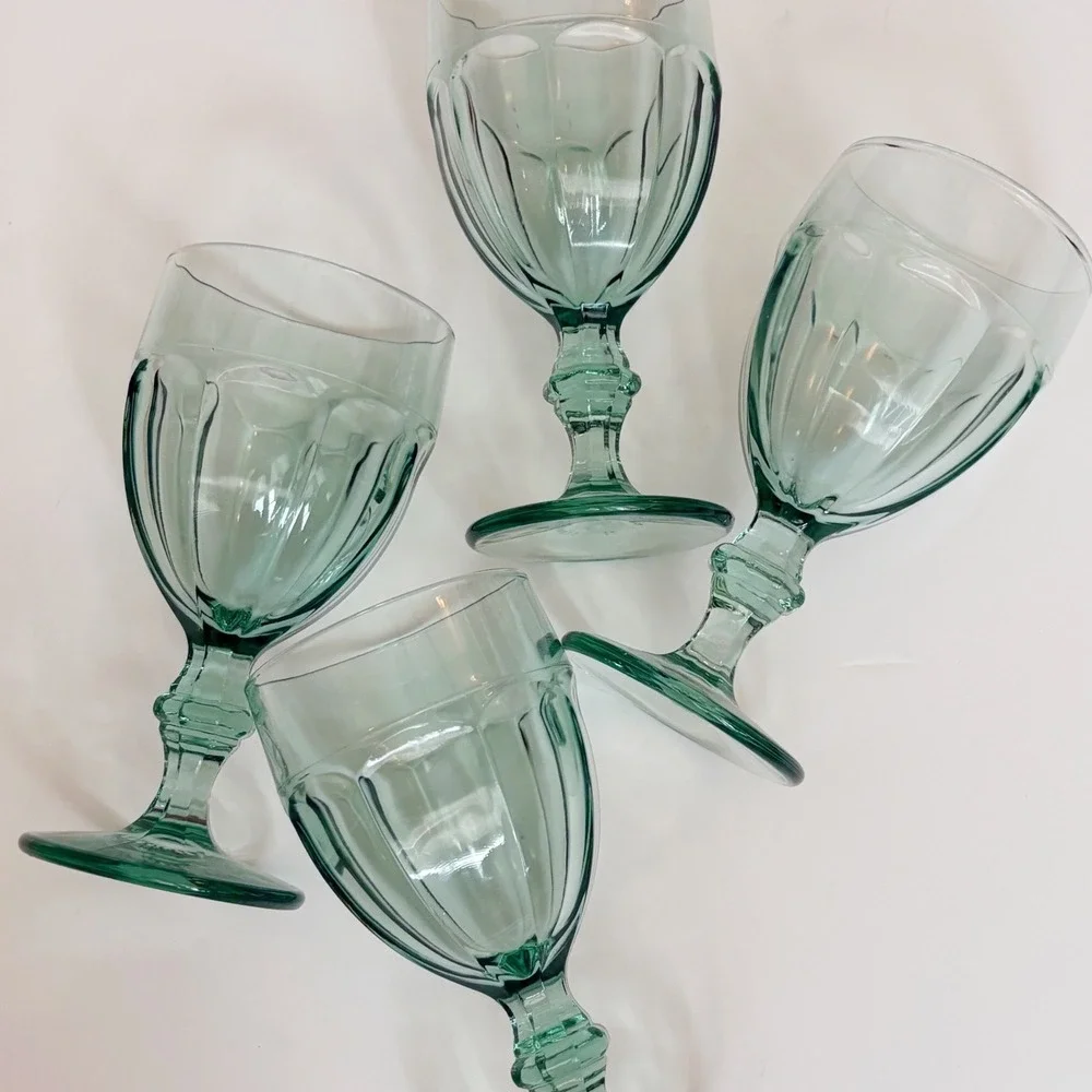 Set of 4 Libbey DuraTuff Gibraltar Goblets in Spanish Green